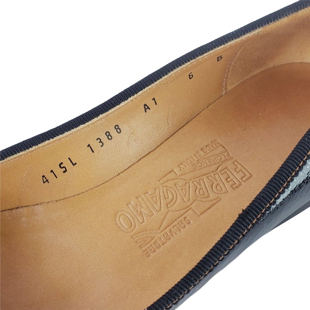 Salvatore Ferragamo Black Patent Leather Flats 6B - Picture 9 of 9